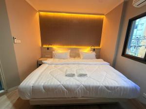 Luck Hotel Huai Khwang MRT Ratchada