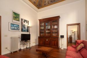 Frescoed Duomo Retreat