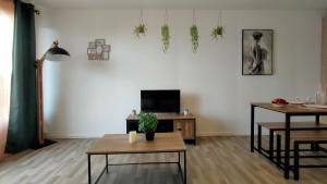 LEure Au Soleil, avec balcon et Wifi