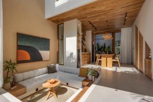 Hood Villas Balangan