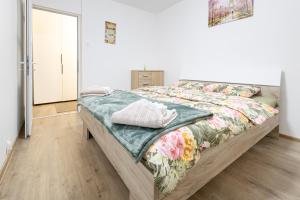 Apartament Cetate
