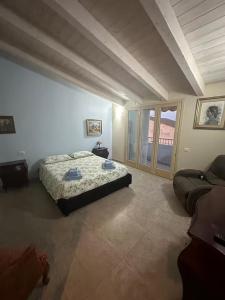 Two-Bedroom Apartment with Sea View