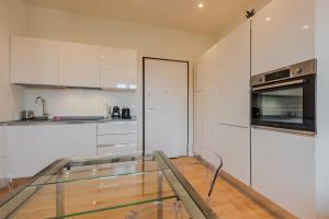 EasyTopStay - Naviglio White Bliss