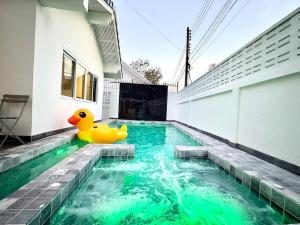 Villa 129 Wongamat, 4BR, 300m from BEACH