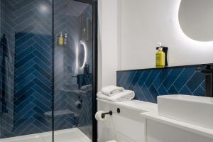 Station Suites Aparthotel