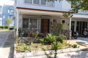 Sisis Holiday Houses - Kusadasi