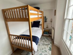 Seacroft - 3 Bed Georgian Listed Townhouse with Wood Burning Stove