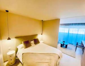 Piscina moderna y elegante 5