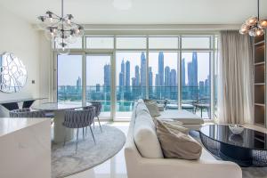 Luxury 3BR plus Maids Room in Emaar Beachfront