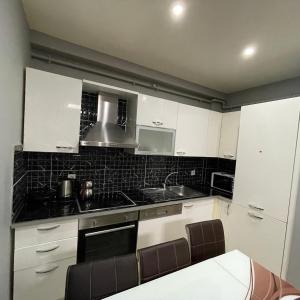 Modern Comfort Steps from Taksim