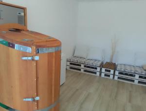 Zen Cherry House- Vikendica na dan sa bazenom1,5ha izmedju Avale i Kosmaja