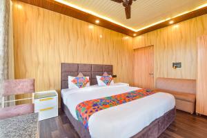 FabHotel Doon Classic Homestay