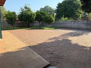 Bushveld Inn Guest House