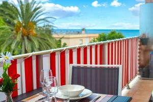 Joli appartement bien équipé avec piscine et parking