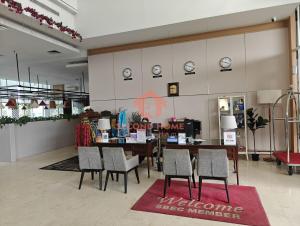 Cozy Intermark BSD Studio Apt Pool & Gym