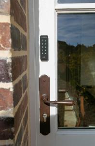 Aux Roses et aux Poutres