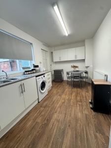 Swanky Dudley Retreat