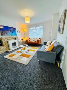 Swanky Dudley Retreat