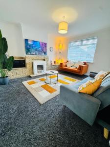 Swanky Dudley Retreat