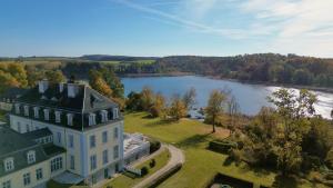 THERESET Schloss Groß Plasten