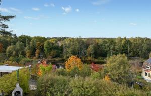 Gorgeous Apartment In Högsby With Wifi