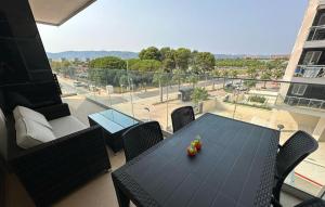 Stunning Apartment In Torre La Sal - Cabanes