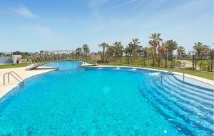 Stunning Apartment In Torre La Sal - Cabanes