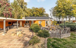 3 Bedroom Stunning Home In Erm