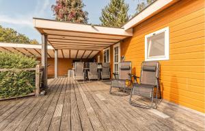 3 Bedroom Stunning Home In Erm