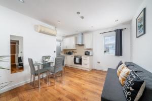2Bed Charming Apartment Near Notting Hill & London
