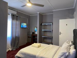 Buffalo Bob Lodge & Tours