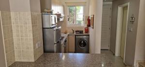 House C13 Ilios 2 Complex