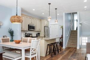 The Salty C Shell by Pristine Properties Vacation Rentals