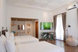 Statler Private Beach Villa Mandalika