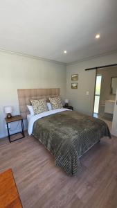 Camellia Cottage - Pool Room