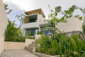 Nusa & Flux Villa - 5min from beach 10min from city