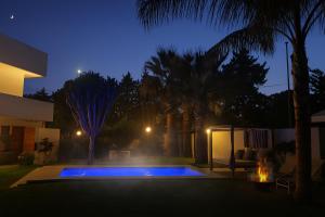 Shati Luxury - Private Heated Pool, Sea view Near beach