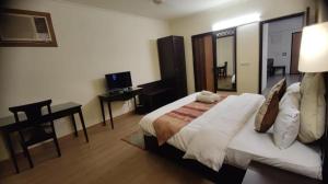 Aloha 1 & 2 BHK with Infinity Pool