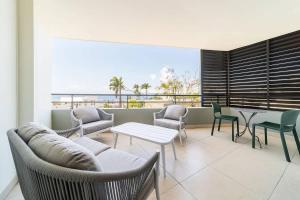 L'HORIZON - Appartement 1 chambre - 2 personnes - Magnifique terrasse avec vue mer dans le quartier de Bellepierre à 2 pas du CHU de Bellepierrre