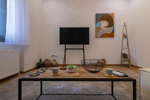 Timeless 1 bedroom Luxury at Panathenaic Stadium