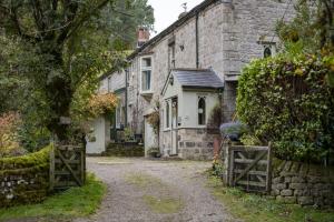 The Gamekeeper at Low Hole Bottom 4