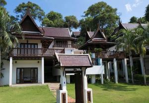 Villa i Mae Phim med privat pool och havsutsikt