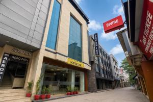 Hotel Good Luck by JMD Group