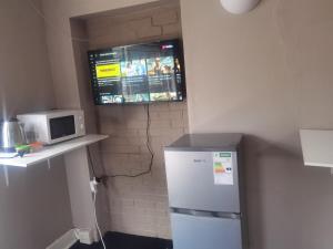 Yellow Stars Guesthouses