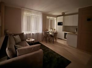 amaraa Pikk - feels better than home