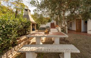 Gorgeous Apartment In Lukoran With House Sea View