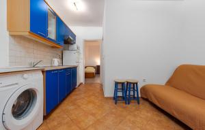 Gorgeous Apartment In Lukoran With House Sea View