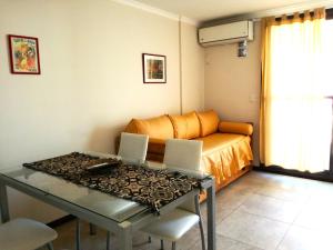 Balcones De La Riviera