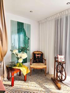 ATTRAIT Studio LAtelier Vert view and terrace