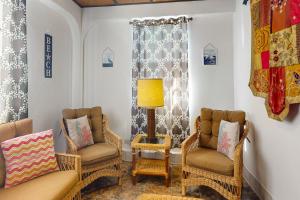 Sunset King Suite at Hummingbird Home Suites Gold Standard Certified